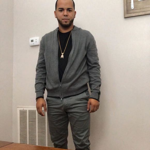 Meet your Posher, Axel - Picture 1 of 1